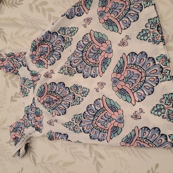 Carter Toddler girl 3T top. Paisley pattern tunic length. - Picture 1 of 5
